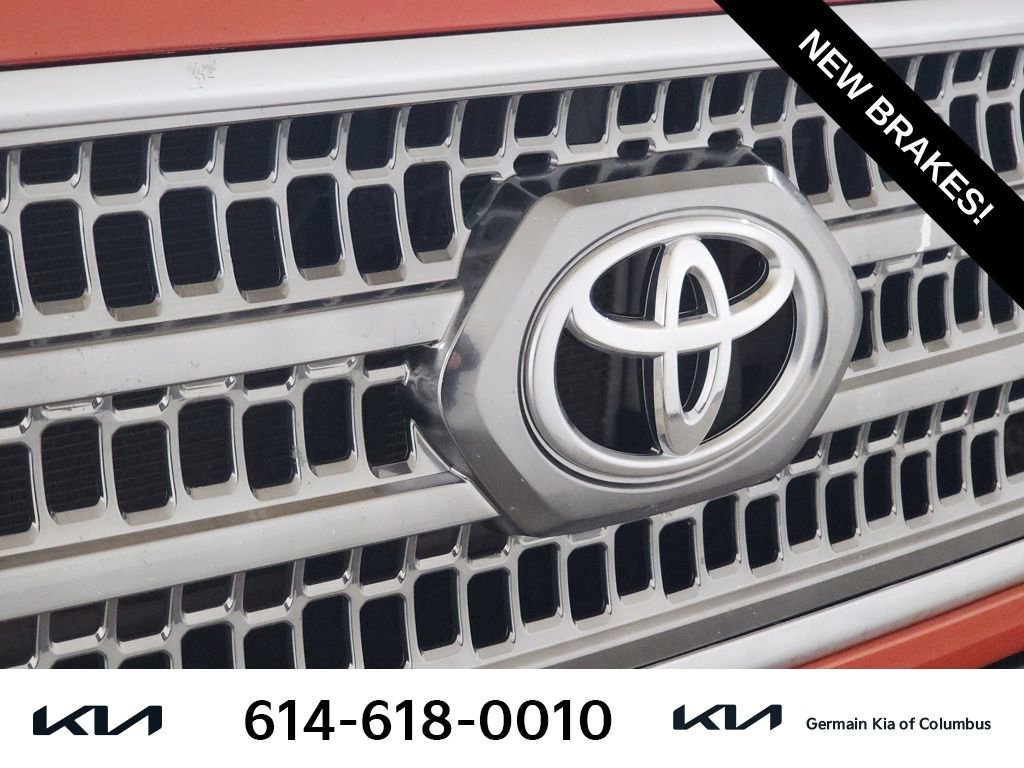 Used 2016 Toyota Tacoma TRD Off-Road image 13