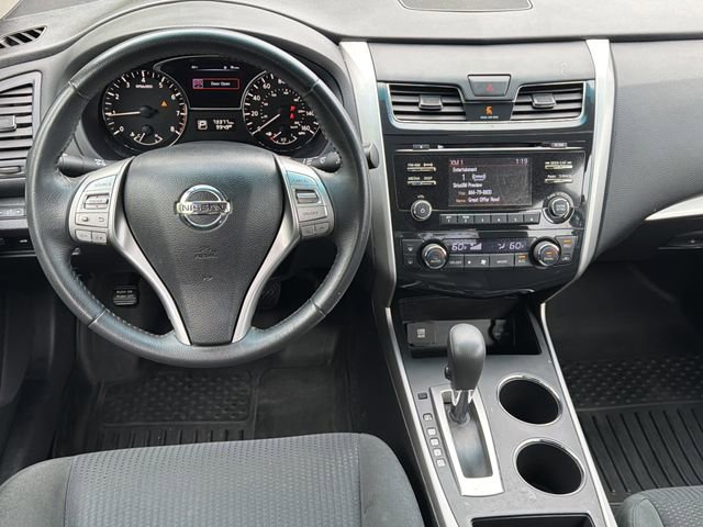Used 2015 Nissan Altima 2.5 SV FWD image 22
