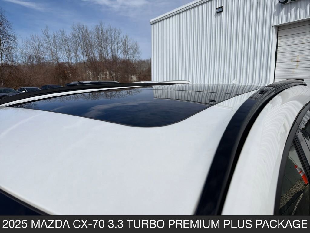 Certified 2025 MAZDA CX-70 3.3 Turbo w/ Premium Plus Pkg image 14
