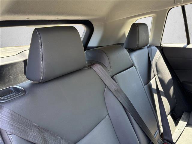 Certified 2025 Toyota Corolla Cross XLE FWD image 21