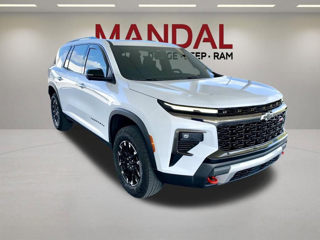 Used 2026 Chevrolet Traverse Z71 w/ Driver Confidence Package AWD/4WD image 5