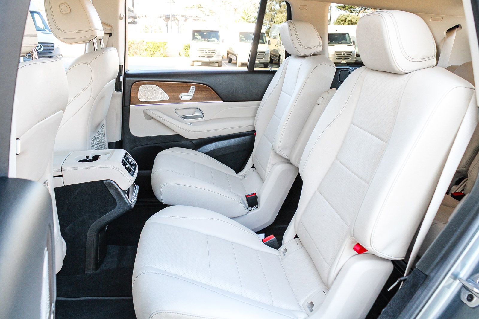 Certified 2024 Mercedes-Benz GLS 450 4MATIC image 22