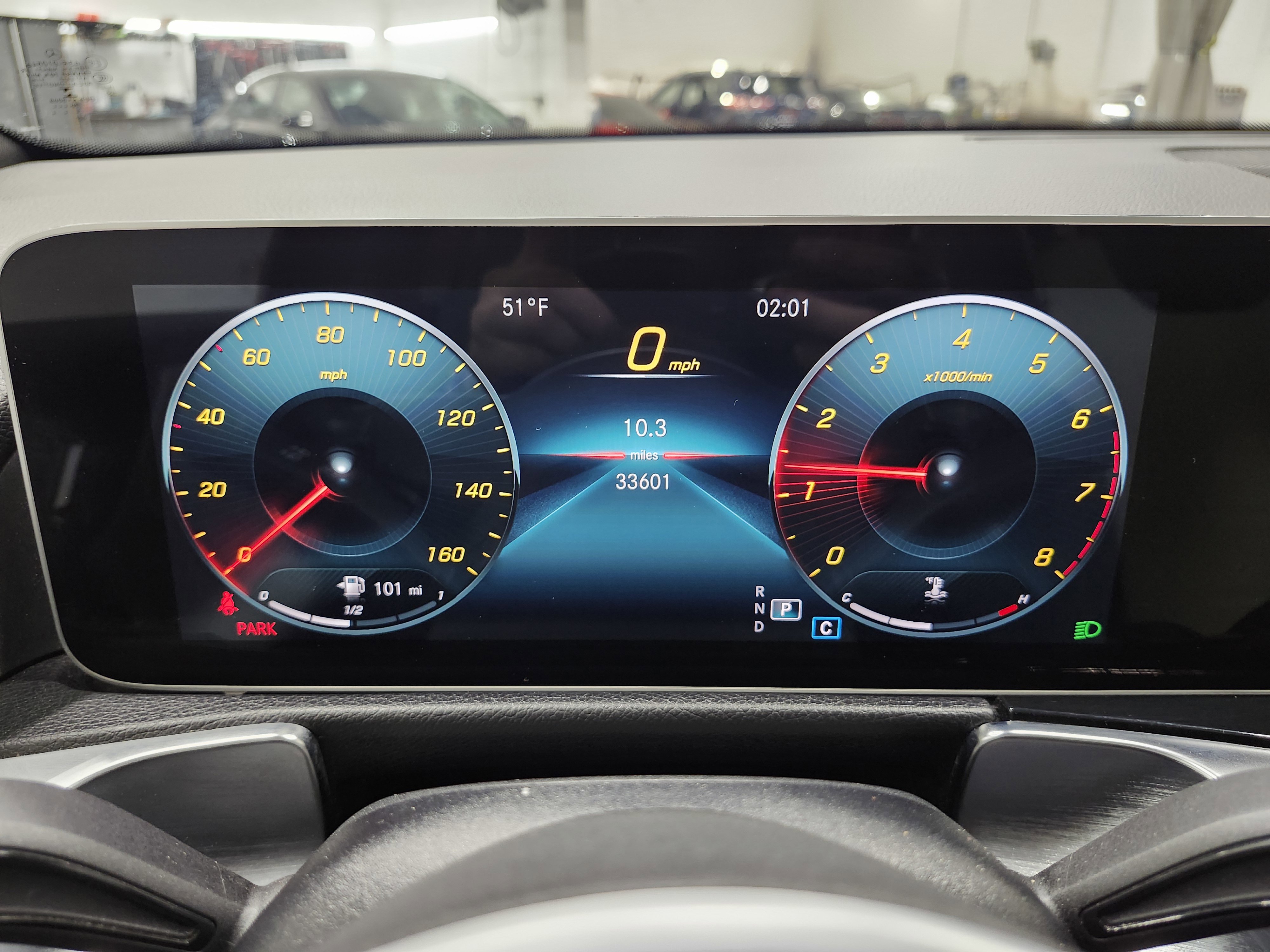 Used 2021 Mercedes-Benz GLB 250 4MATIC image 31