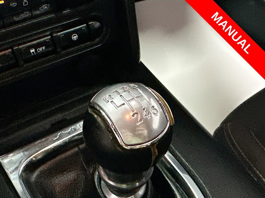 Used 2017 Ford Mustang GT w/ Black Accent Package RWD image 17