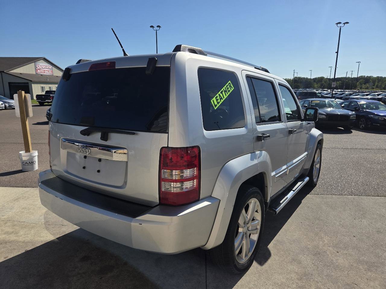 Used 2011 Jeep Liberty Limited Jet AWD/4WD image 5