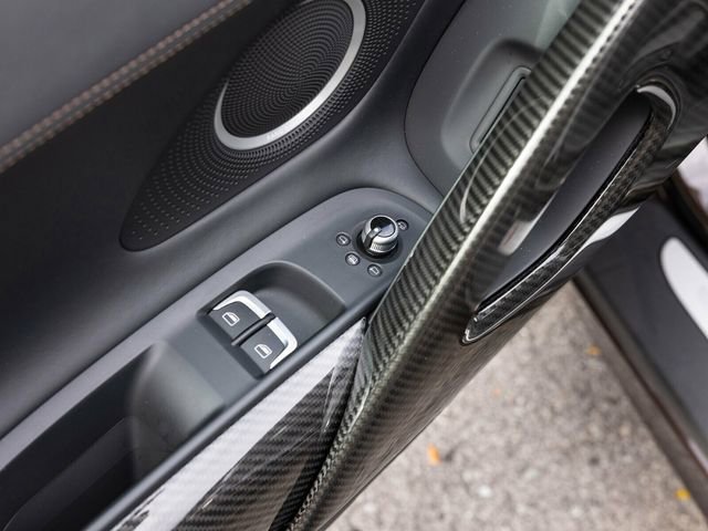 Used 2015 Audi R8 V10 image 25