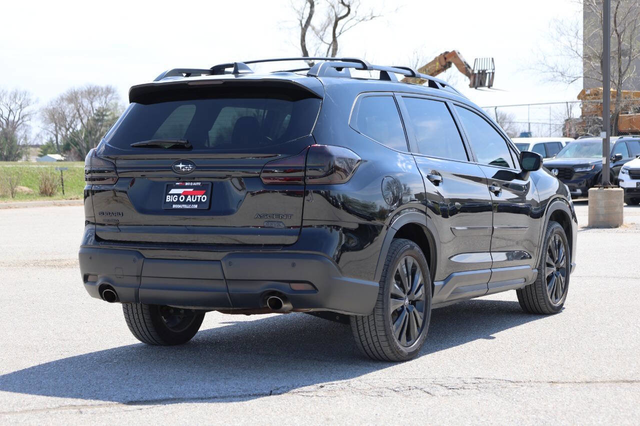 Used 2022 Subaru Ascent Onyx Edition image 9