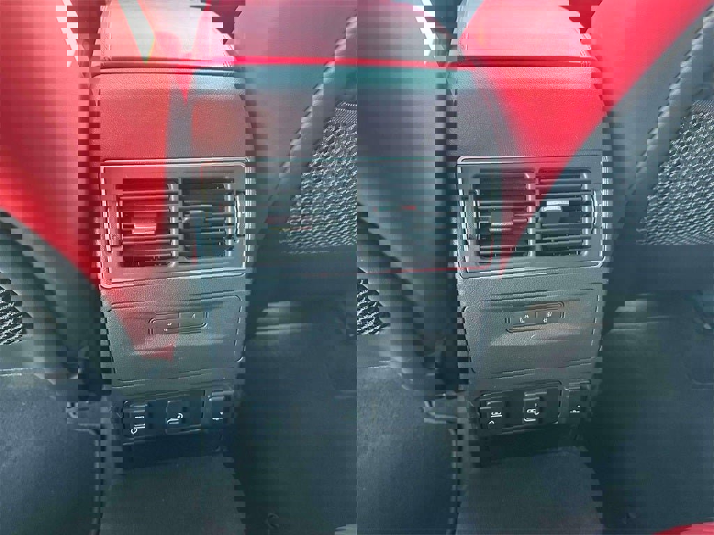 Used 2021 Jaguar F-PACE R-Dynamic S image 12