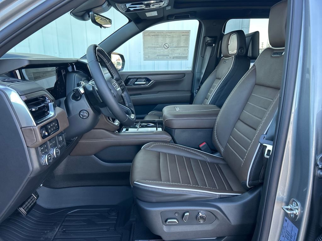 New 2026 GMC Yukon XL Denali Ultimate image 12