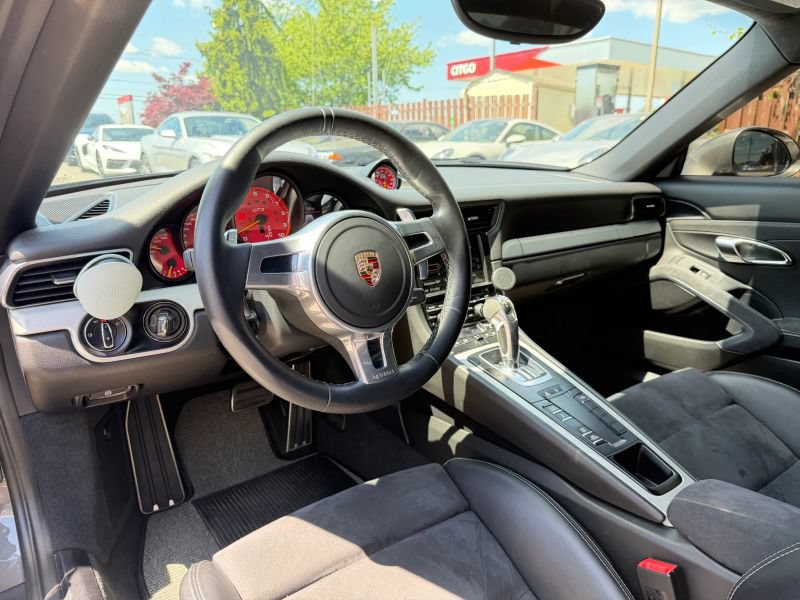 Used 2014 Porsche 911 GT3 RWD image 13