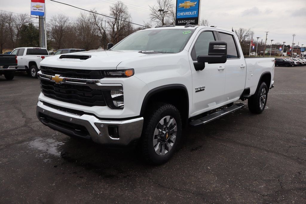 New 2026 Chevrolet Silverado 3500 LT w/ Texas Edition image 22
