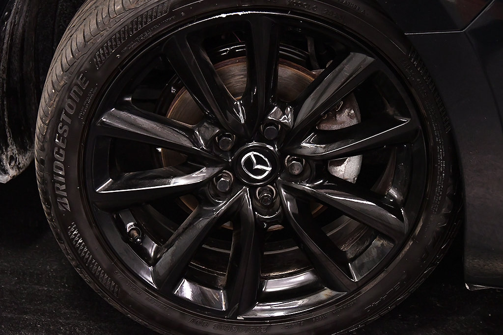 Used 2025 MAZDA MAZDA3 2.5 S Hatchback w/ Premium Pkg FWD image 9