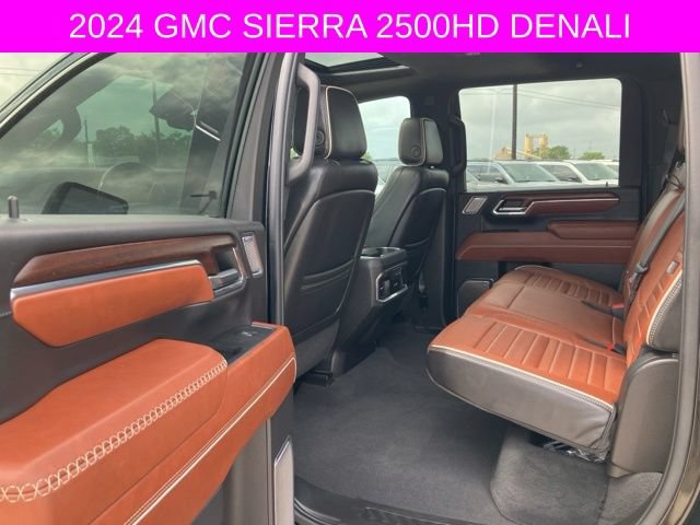 Used 2024 GMC Sierra 2500 Denali Ultimate AWD/4WD image 19