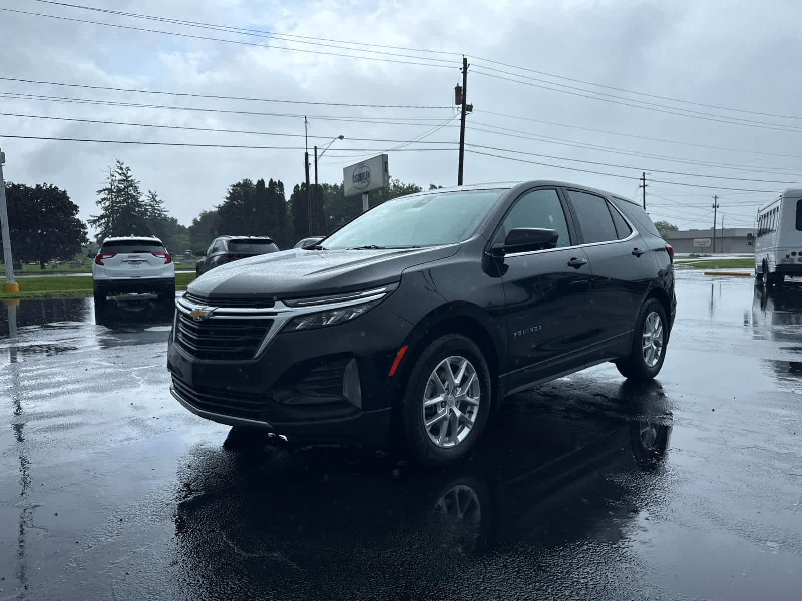 Certified 2024 Chevrolet Equinox LT w/ LPO, Floor Liner Package FWD image 1