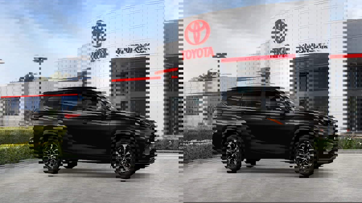 New 2026 Toyota Highlander XLE image 13