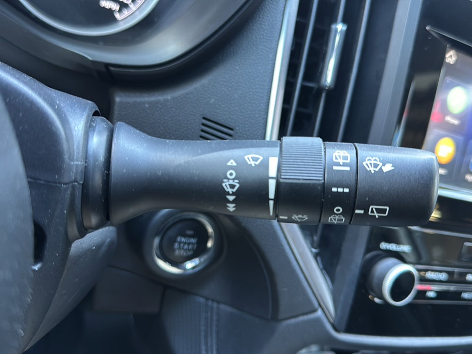 Certified 2023 Subaru Forester Premium AWD/4WD image 30