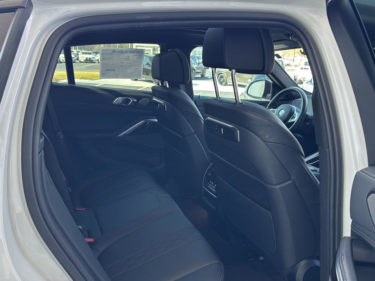 Certified 2024 BMW X6 xDrive40i w/ Premium Package image 11