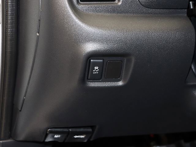 Used 2016 Nissan Versa SV image 22