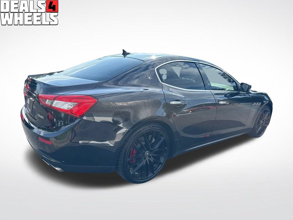 Used 2017 Maserati Ghibli S RWD image 5