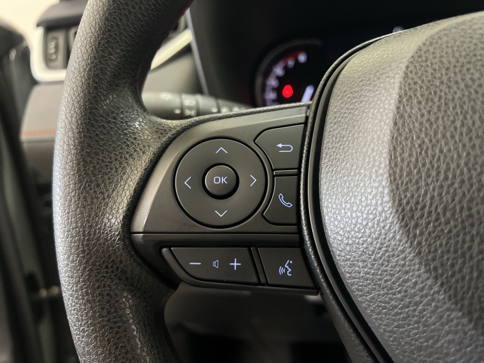 Used 2019 Toyota RAV4 Adventure w/ All Weather Liner Package AWD/4WD image 34