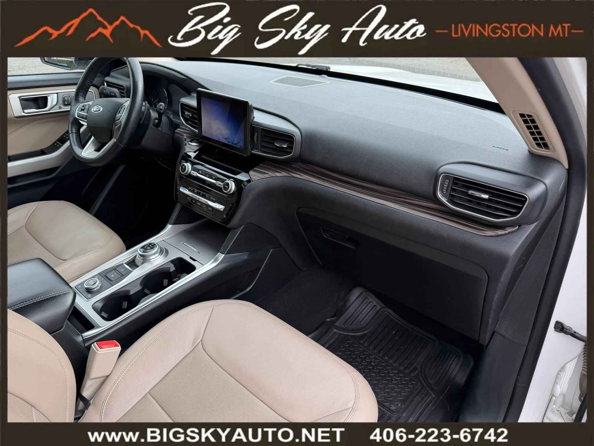 Used 2021 Ford Explorer Limited w/ Equipment Group 301A AWD/4WD image 14