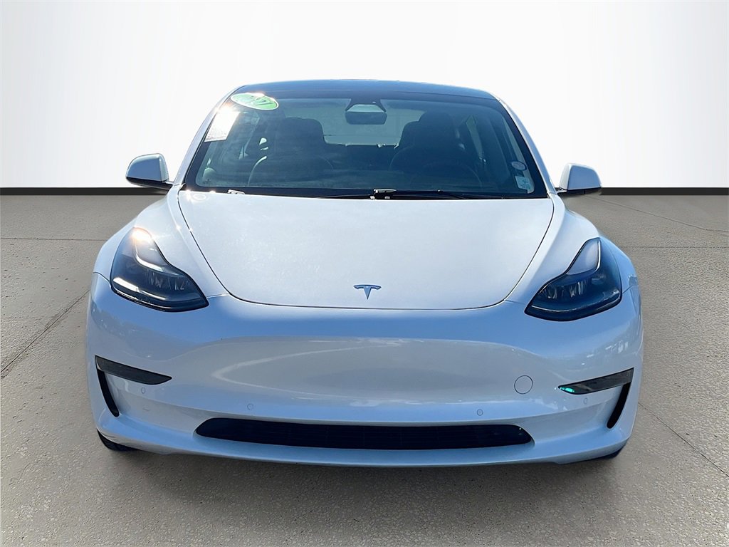Used 2021 Tesla Model 3 Standard Range Plus image 2