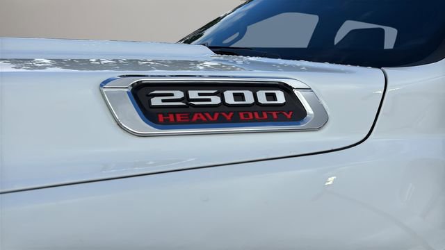 Used 2024 RAM 2500 Tradesman w/ Chrome Appearance Group image 33