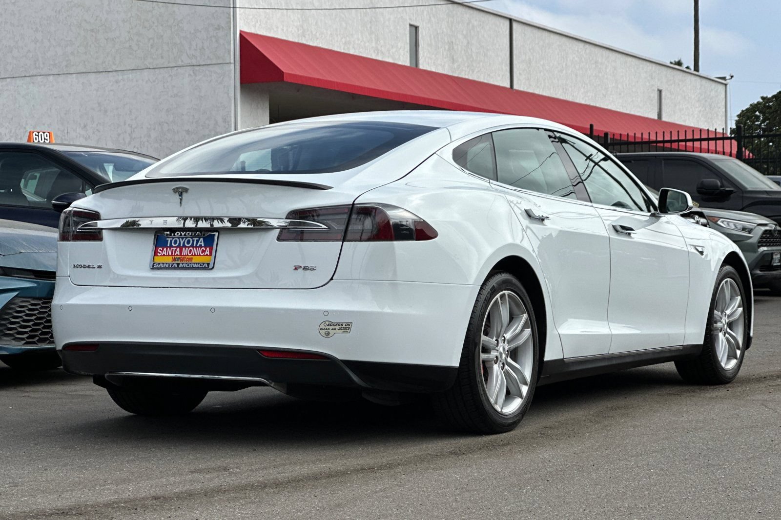 Used 2014 Tesla Model S P85 RWD image 4