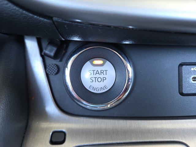 Used 2022 Nissan Murano S AWD/4WD image 8