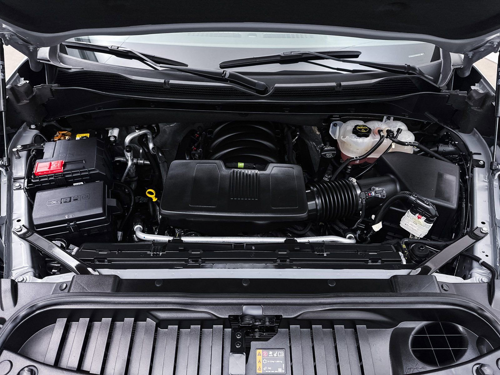 Used 2025 Chevrolet Silverado 1500 ZR2 w/ Technology Package image 10