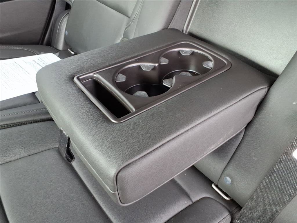 Used 2021 Chevrolet Tahoe Z71 w/ Z71 Signature Package image 35