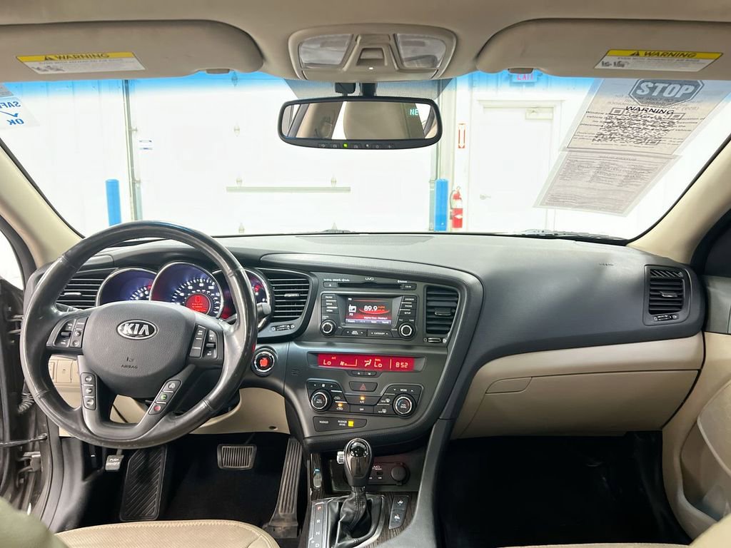 Used 2013 Kia Optima EX w/ Premium Pkg image 10