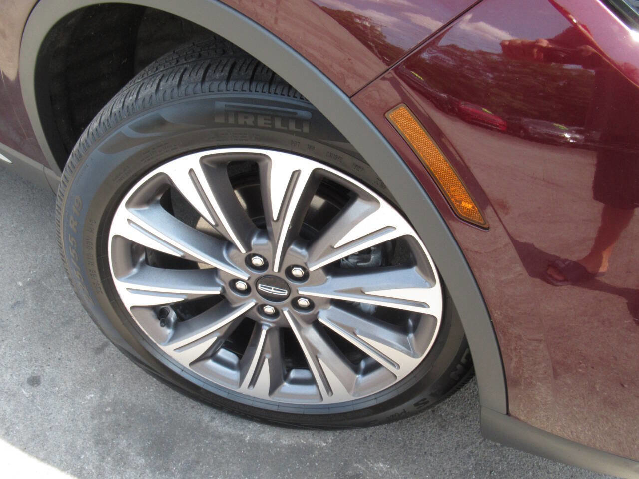 Used 2020 Lincoln Corsair Reserve w/ Elements Package image 4