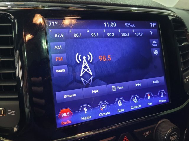 Used 2019 Jeep Grand Cherokee Limited X image 43