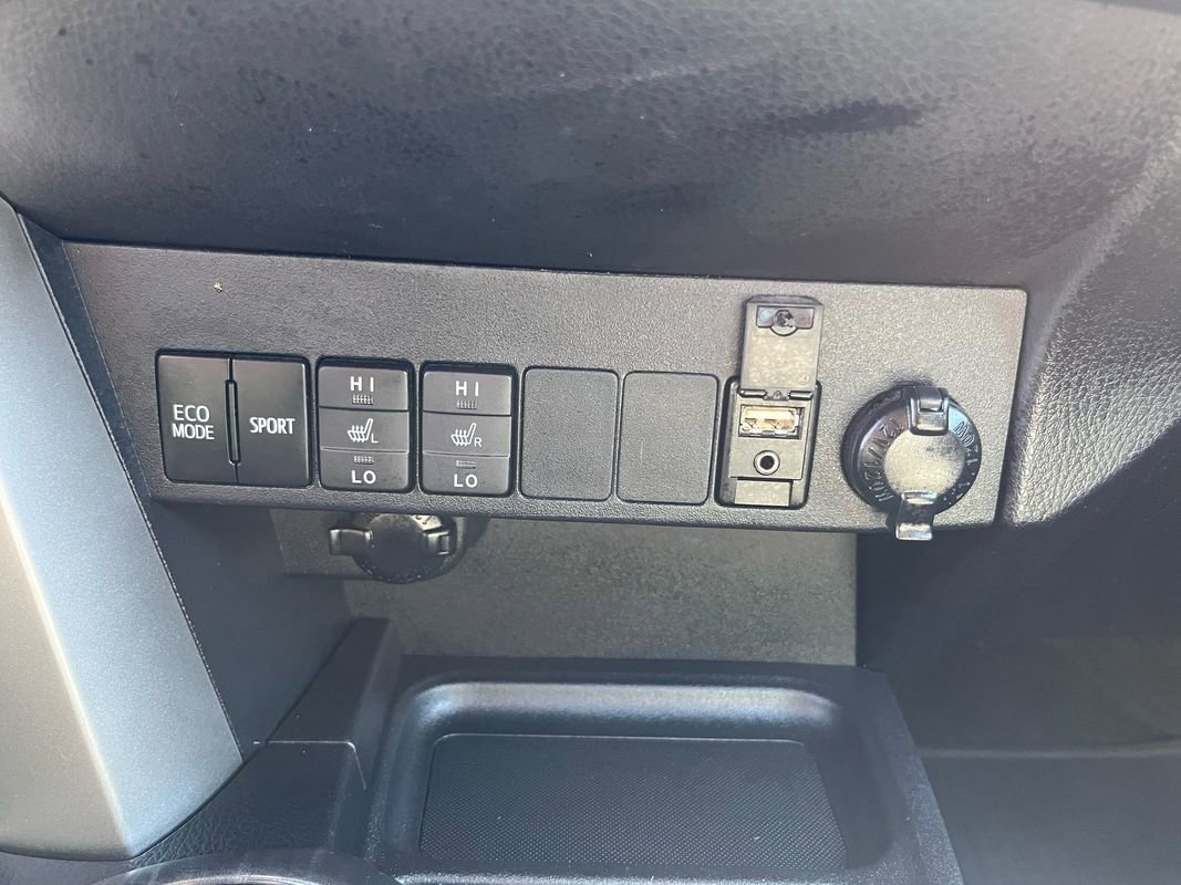 Used 2017 Toyota RAV4 Platinum w/ All Weather Liner Package image 20