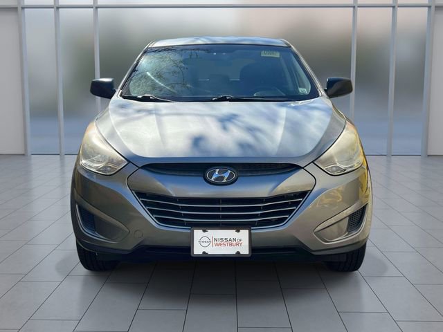 Used 2013 Hyundai Tucson GL FWD image 2