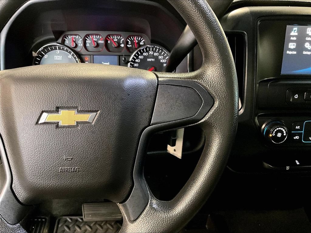 Used 2017 Chevrolet Silverado 1500 Custom w/ Custom Convenience Package AWD/4WD image 24