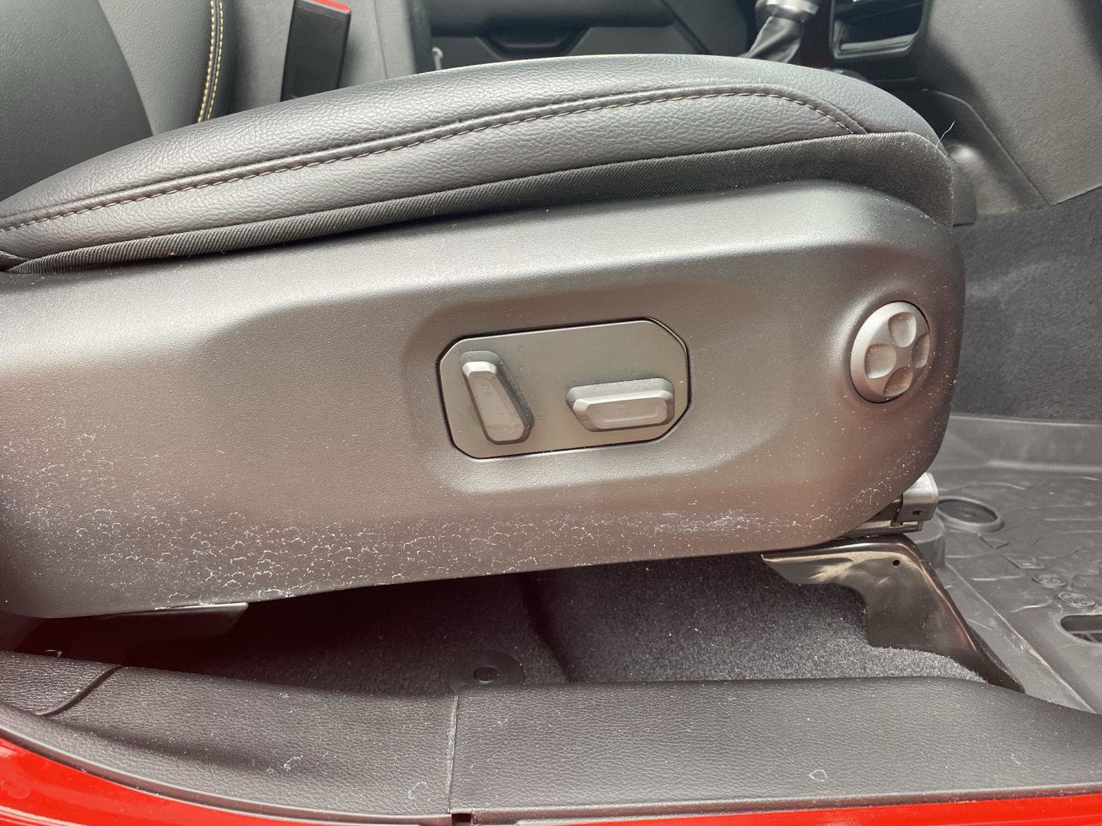 Used 2025 Jeep Gladiator High Tide image 36