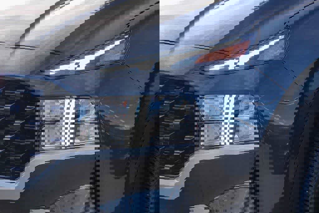 Used 2023 Hyundai Santa Fe SEL w/ Cargo Package image 8