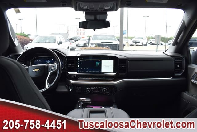 Used 2022 Chevrolet Silverado 1500 LT image 3