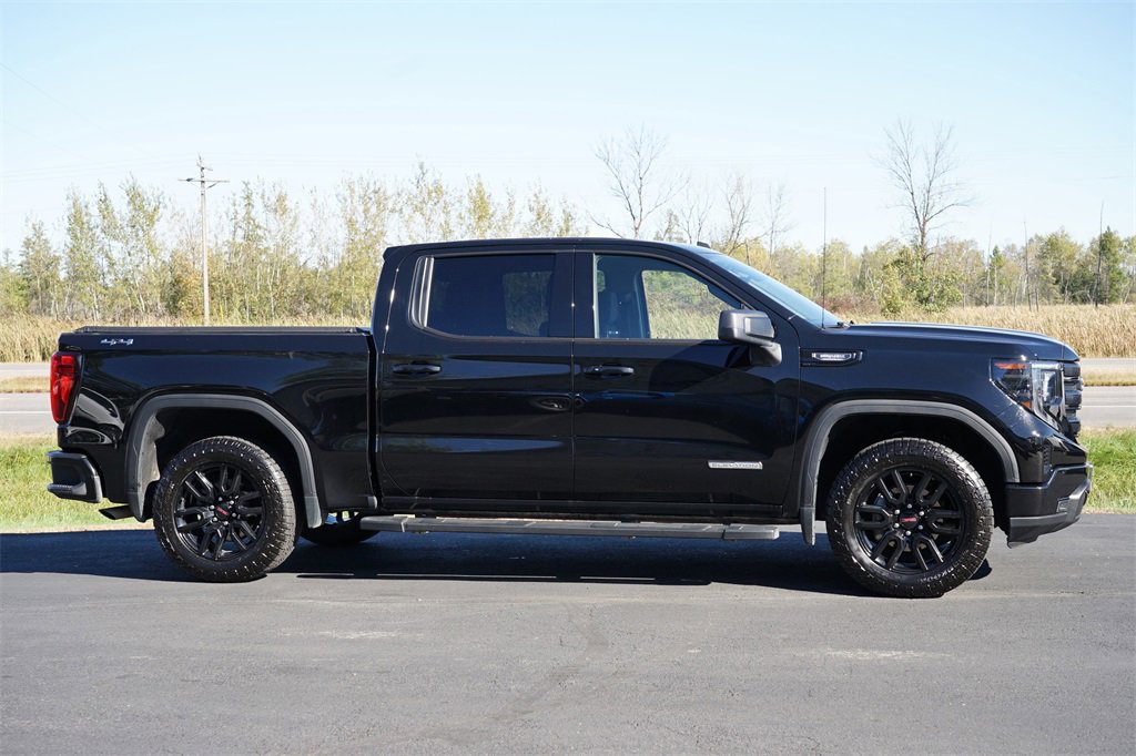 Used 2023 GMC Sierra 1500 Elevation w/ Preferred Package image 2