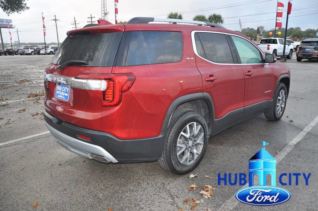 Used 2023 GMC Acadia SLE w/ Driver Convenience Package image 5