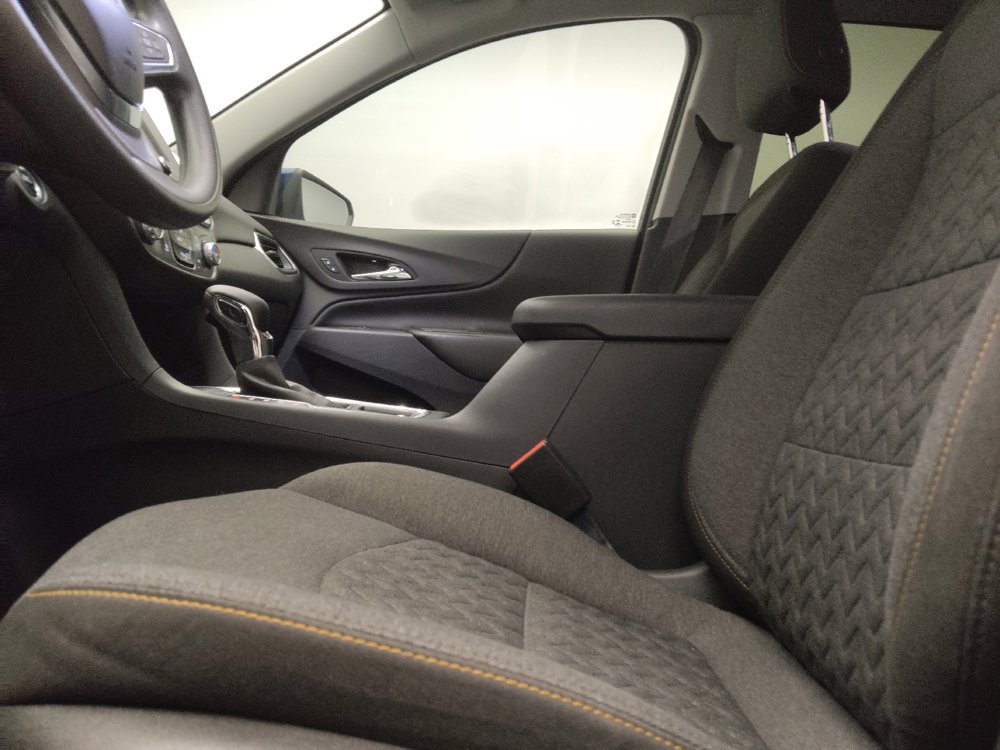 Used 2022 Chevrolet Equinox LT FWD image 17