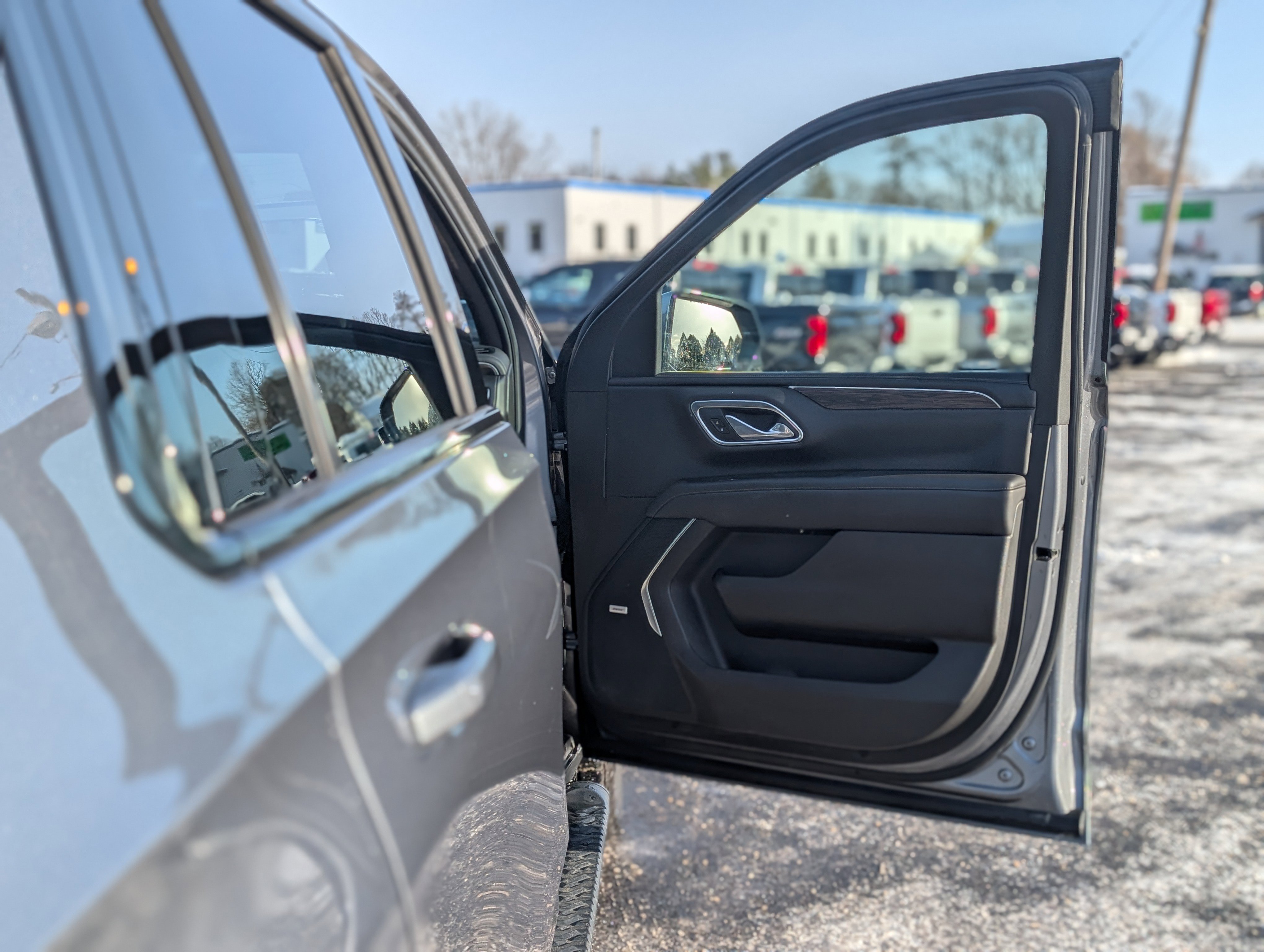 Used 2021 Chevrolet Suburban Z71 image 49