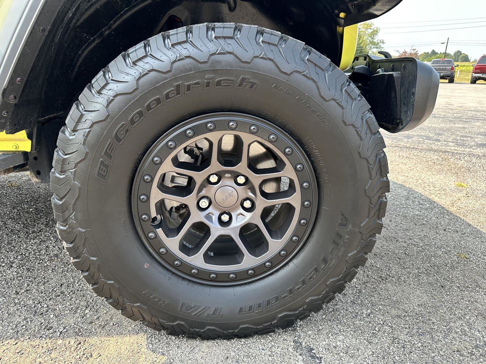 Used 2022 Jeep Wrangler Unlimited Sport image 36