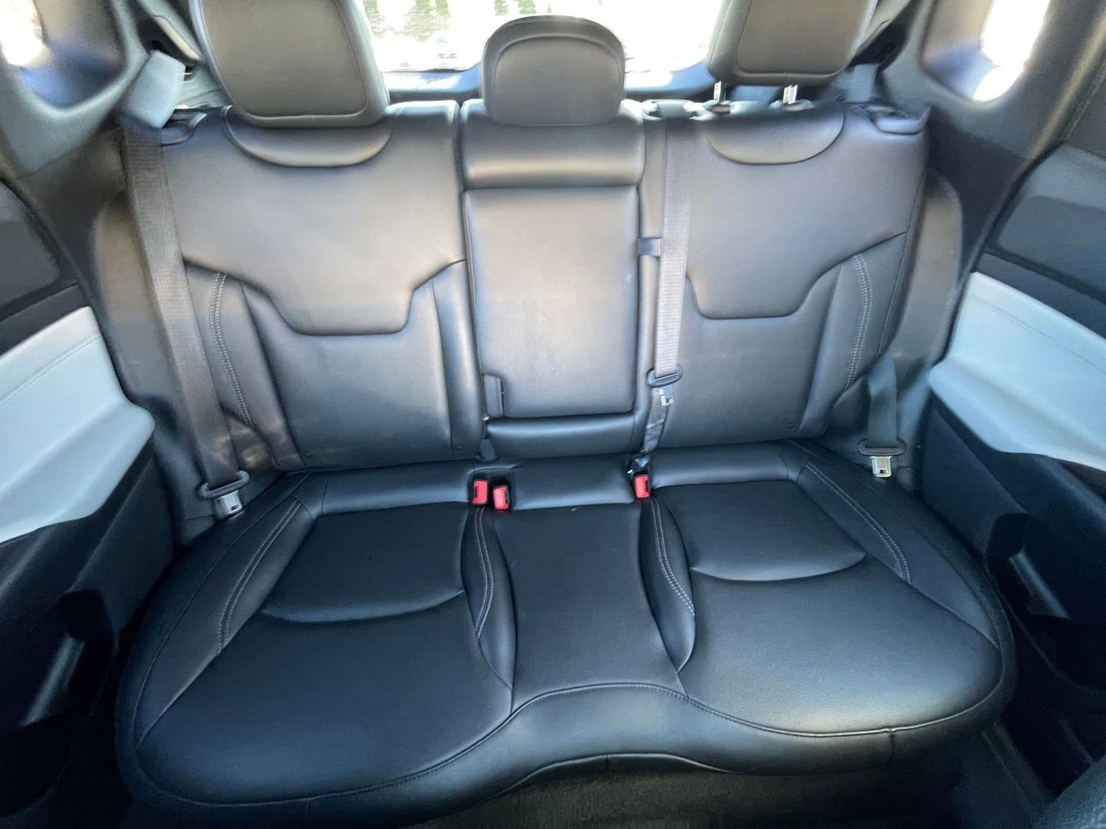 Used 2025 Jeep Compass Limited AWD/4WD image 38