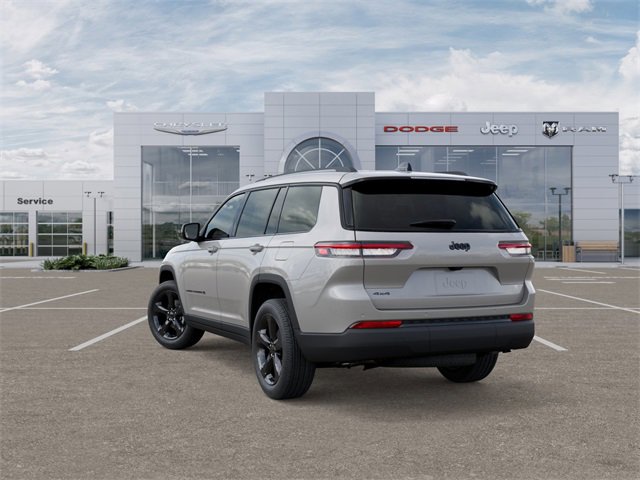 New 2025 Jeep Grand Cherokee L Altitude image 3