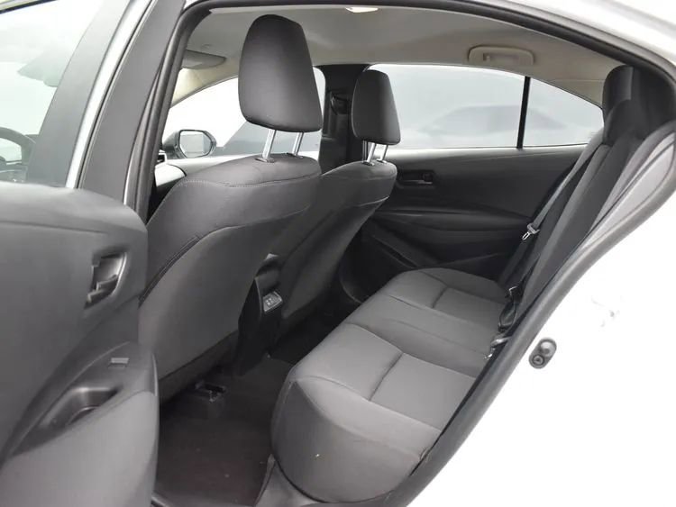 Used 2025 Toyota Corolla LE image 15