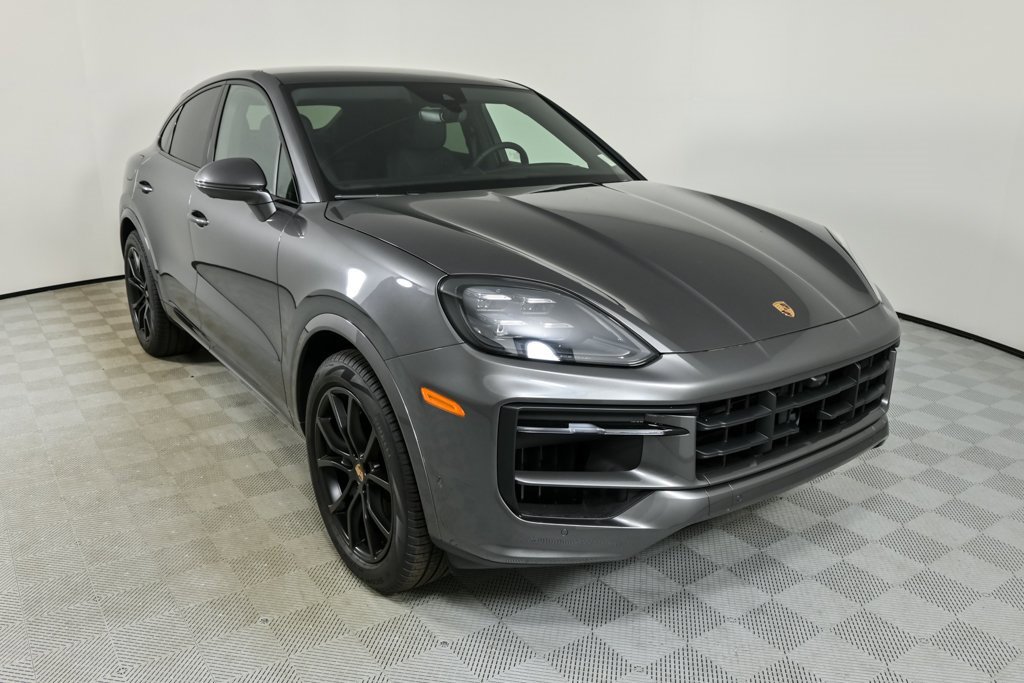 New 2025 Porsche Cayenne Coupe image 27