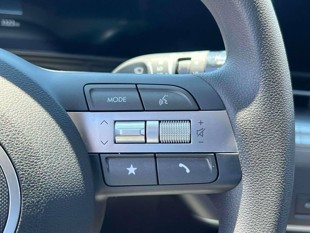 Used 2026 Hyundai Kona SE AWD/4WD image 21